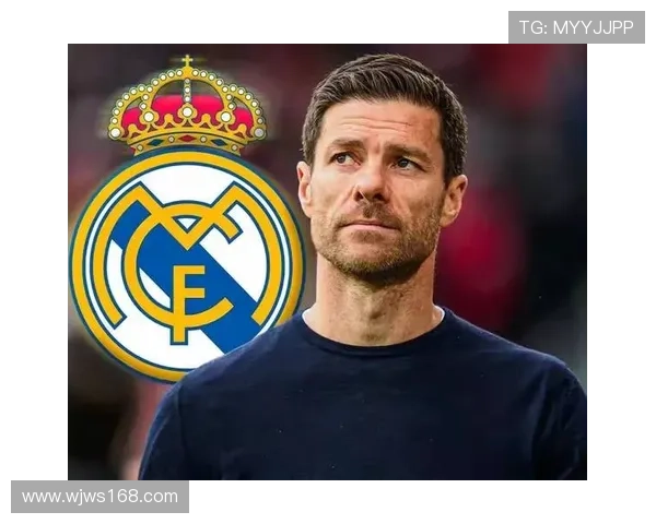 罗马诺:若阿方索1月前没和拜仁续约,皇马将尝试推进谈判 罗马诺:若阿方索1月前没和拜仁续约,皇马将尝试推进谈判